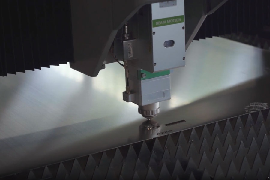 티타늄 레이저 절단기