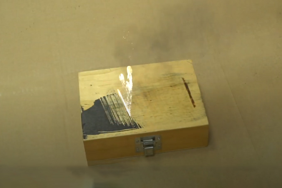 목재 레이저 청소