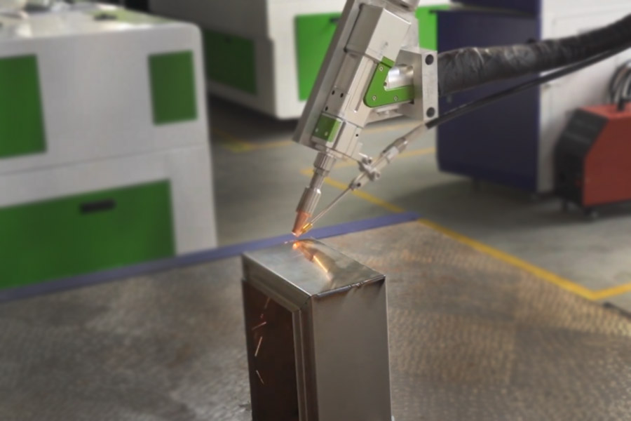 용접에 사용되는 기계