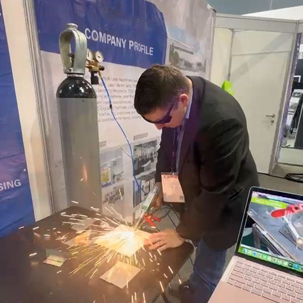 INTERTOOL 오스트리아 용접기 