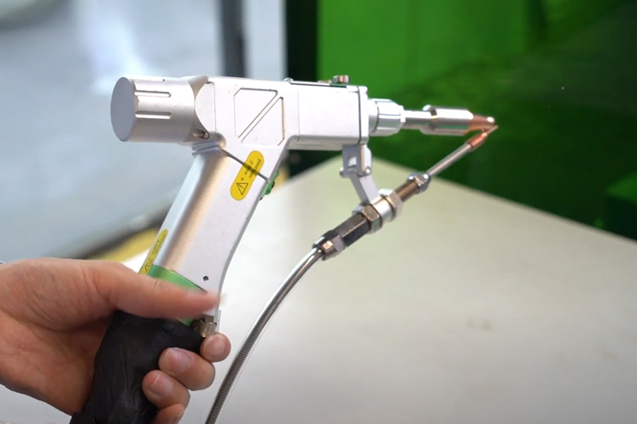 레이저 용접 총