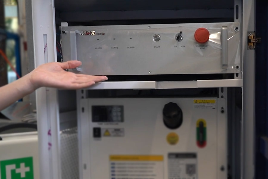 용접 레이저 소스