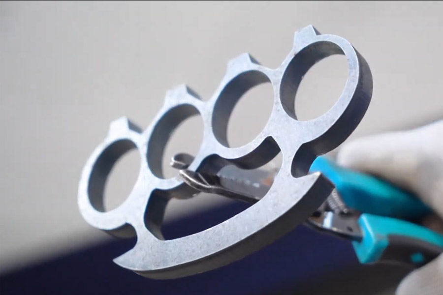 레이저 절단 금속